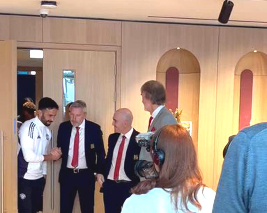 ue, 现在巴莱巴 ue, 现在巴莱巴